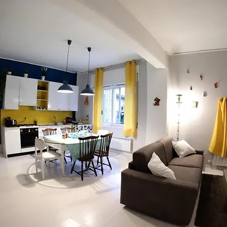 Casa Cesca * Neapol